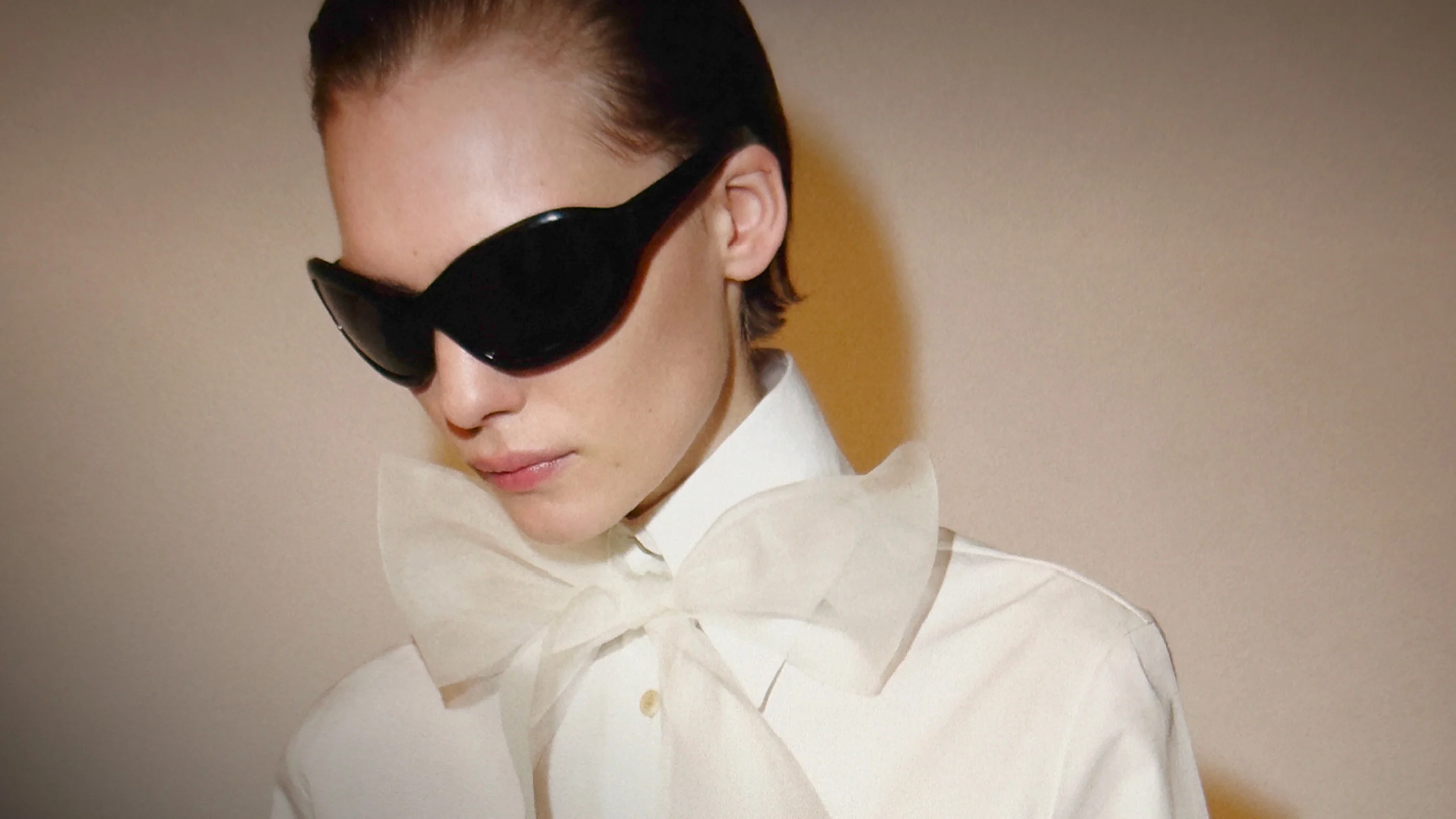 Timeless Elegance, Iconic Vision